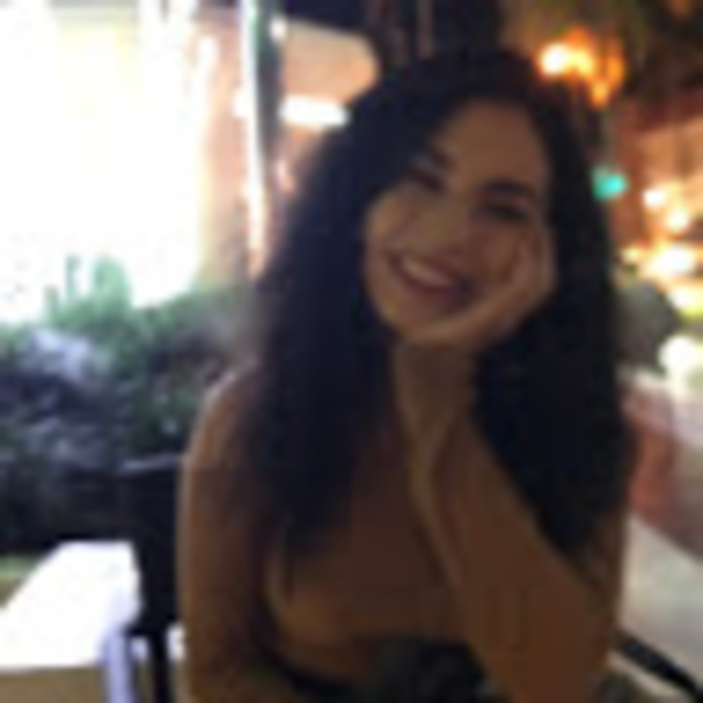 Meet your Posher, Daniella